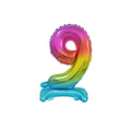 Zahl 9 Regenbogen stehend